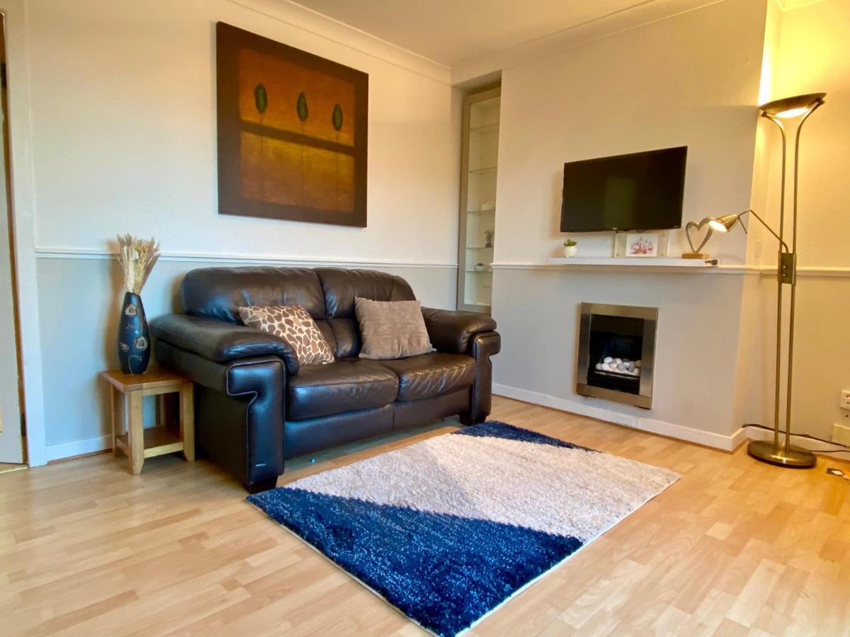Cosy Cottage With Free Parking Close To Airport Edimburgo Exterior foto